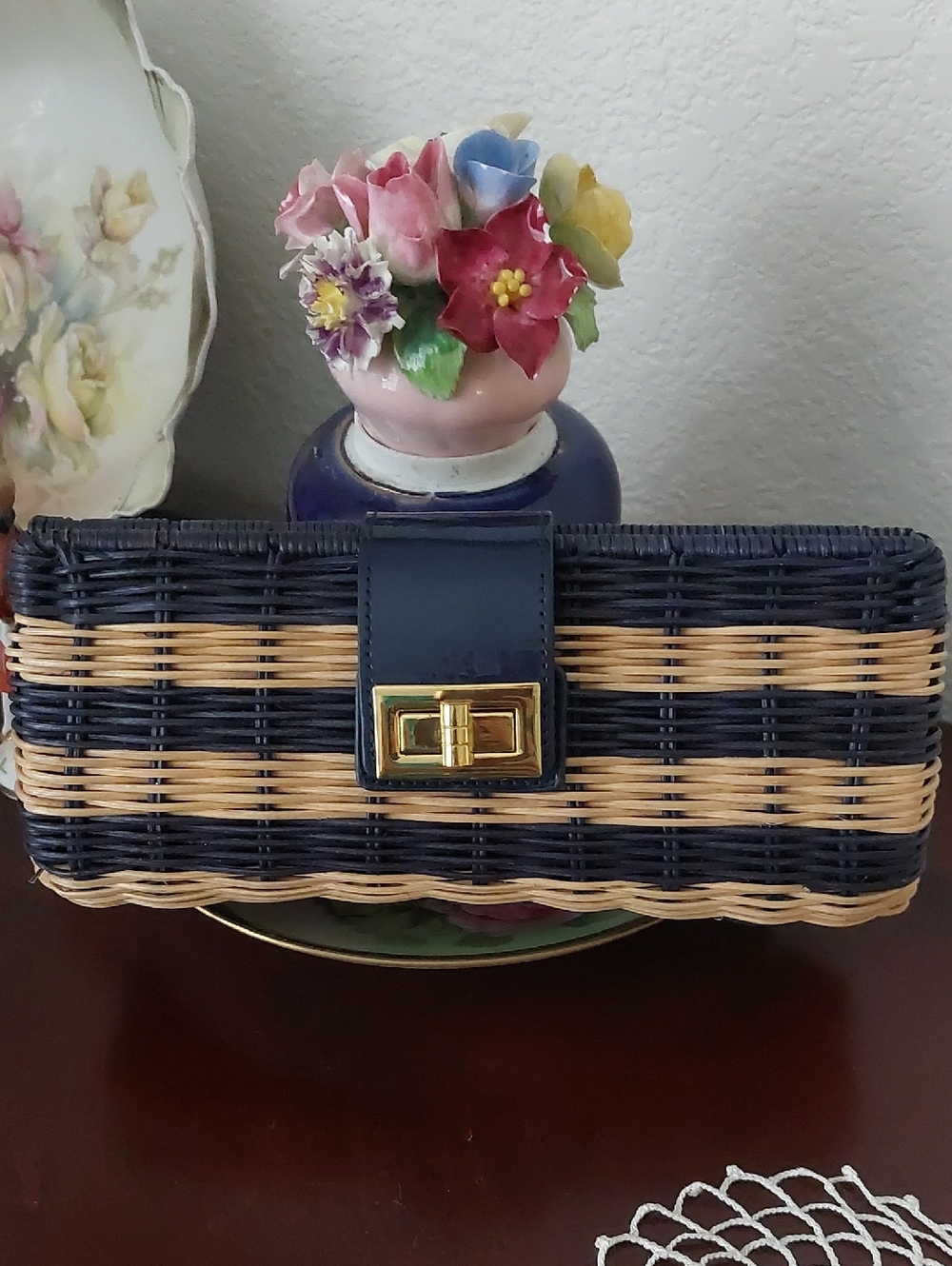 J.Crew Stylish Bag Clutch In Natural Straw.